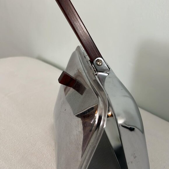 Mid Century Irvinware Chromium Silent Table Butler Lion Crown Pattern Crumbcatch - Picture 3 of 7